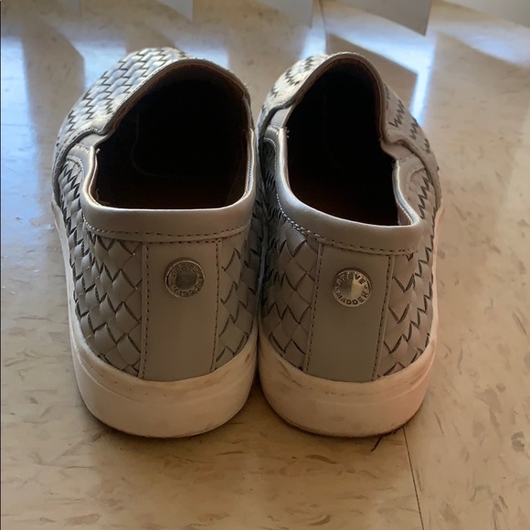 Gray leather shoes - Picture 2 of 2